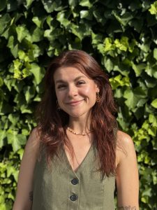 Alejandra, Psicóloga sanitaria especializada en TCA, trauma y apego